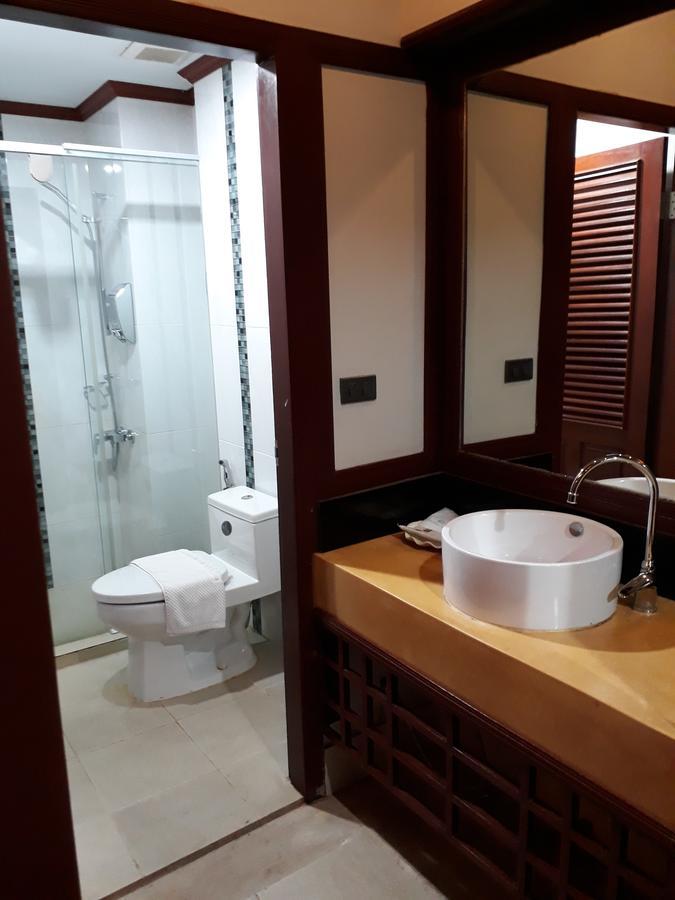 查姆因劳酒店 Muang Xai 外观 照片